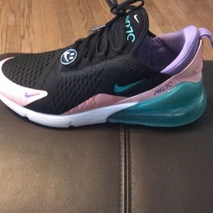 Have a Nike day Nike 270. Worn once .
